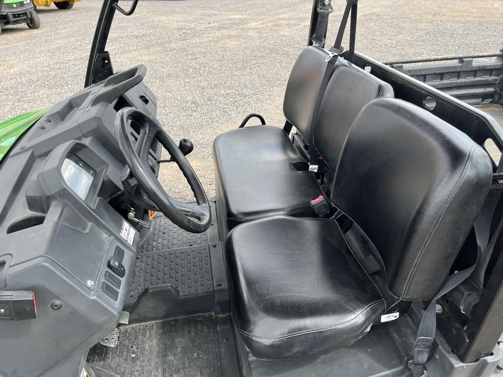 ./imagenes/INVOICE/2019/18261/JOHN DEERE XUV835E (3).JPG